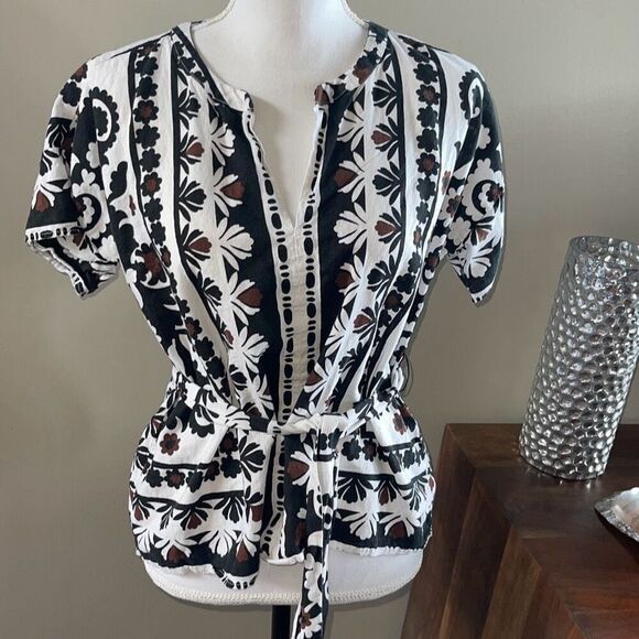 Ann Taylor Tops - Ann Taylor Scarf Print Tie Waist Dolman Top